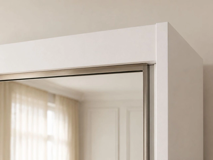 Schiebetürenschrank 150 cm mit Spiegel und LED-Beleuchtung Luzio Weiß