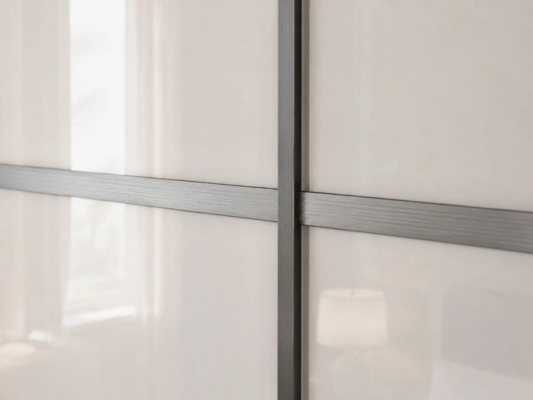 Schiebetürenschrank mit Sprossen 250 cm mit LED-Beleuchtung Ponti Weiß