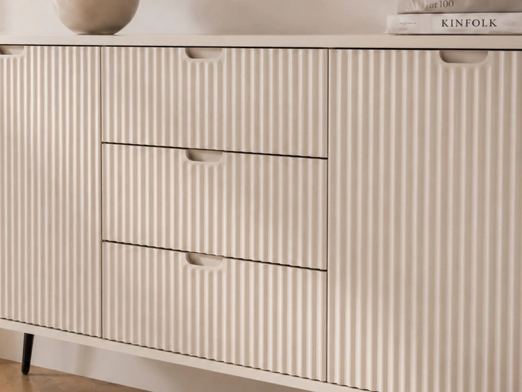 Kommode mit Türen und Schubladen Viva Beige auf Schwarzen Beinen